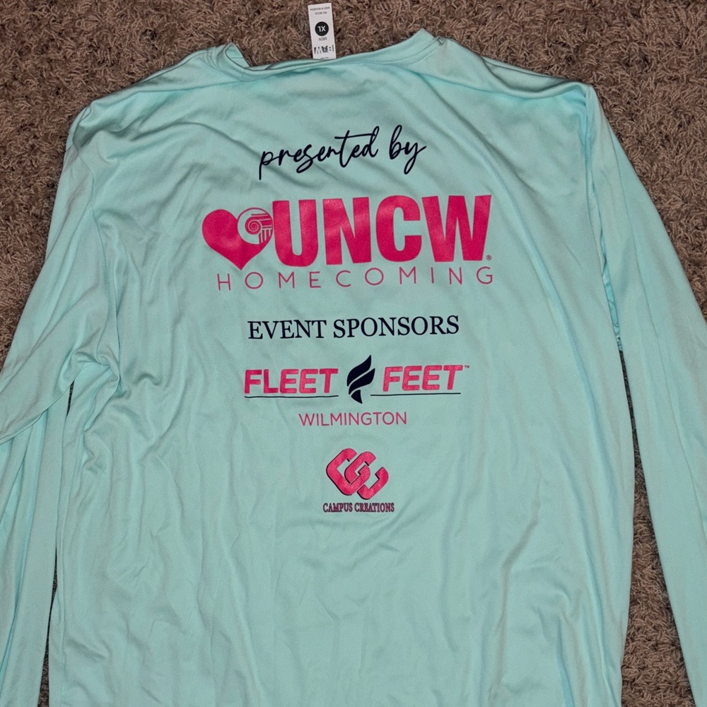 UNCW Seahawk Sun Run Graphic Long Sleeve Shirt - Picture 3 of 4